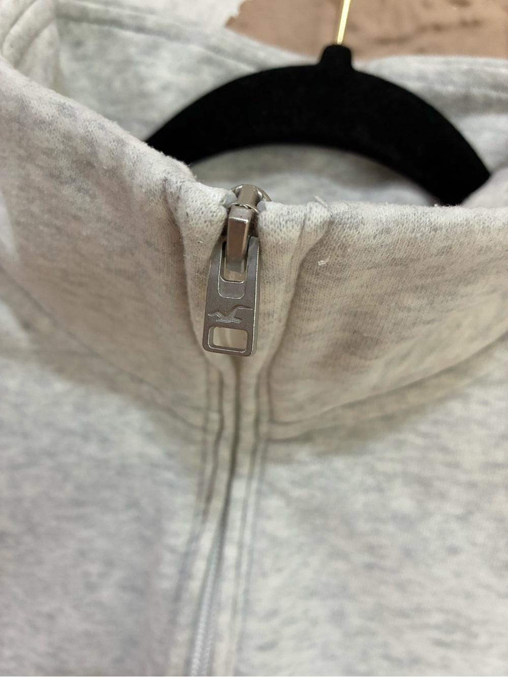 Hollister Light Gray Cropped Quarter-Zip Pullover - Picture 6 of 6